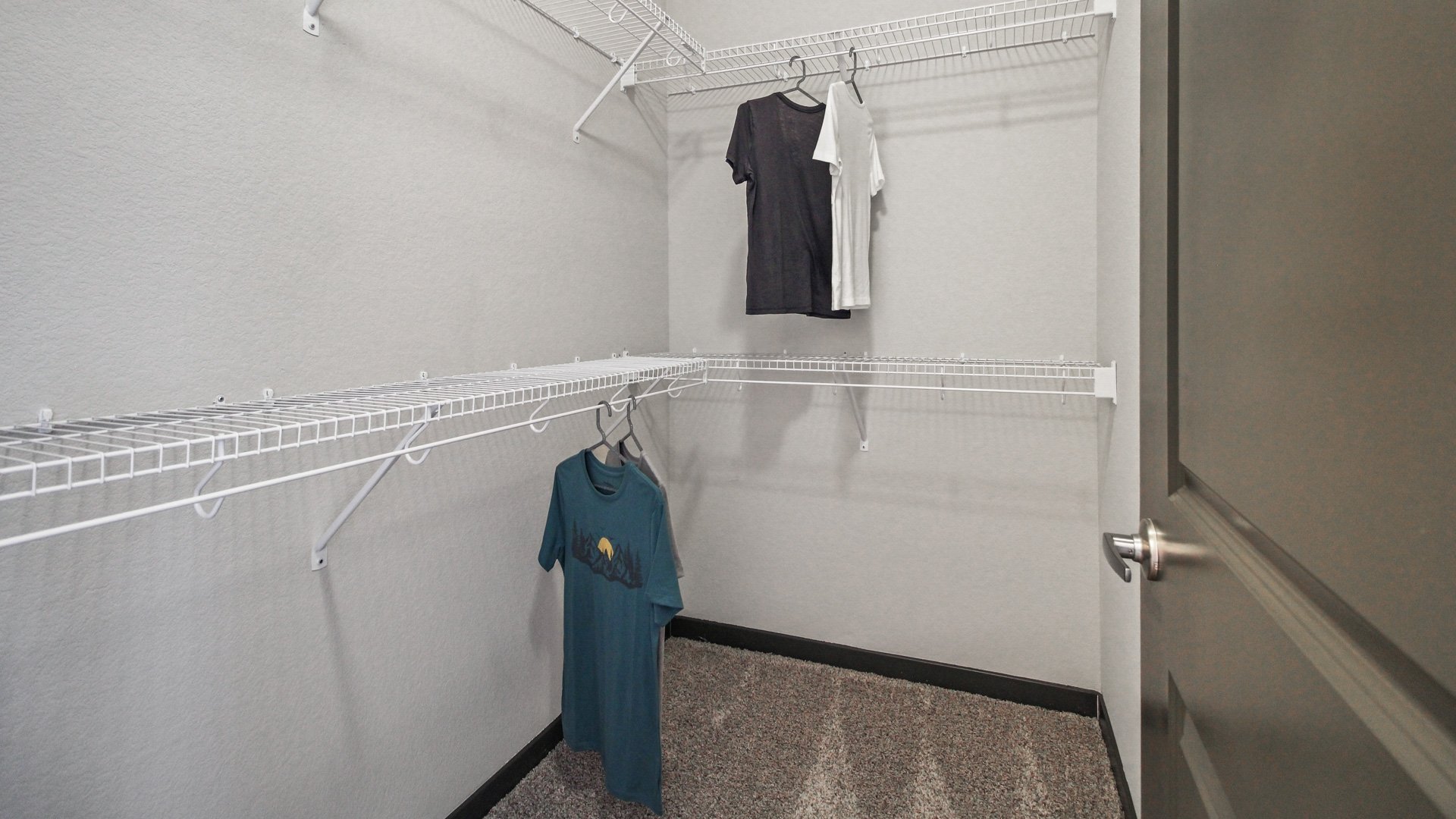 Photos of Springs at Lakeville in Lakeville, Minnesota